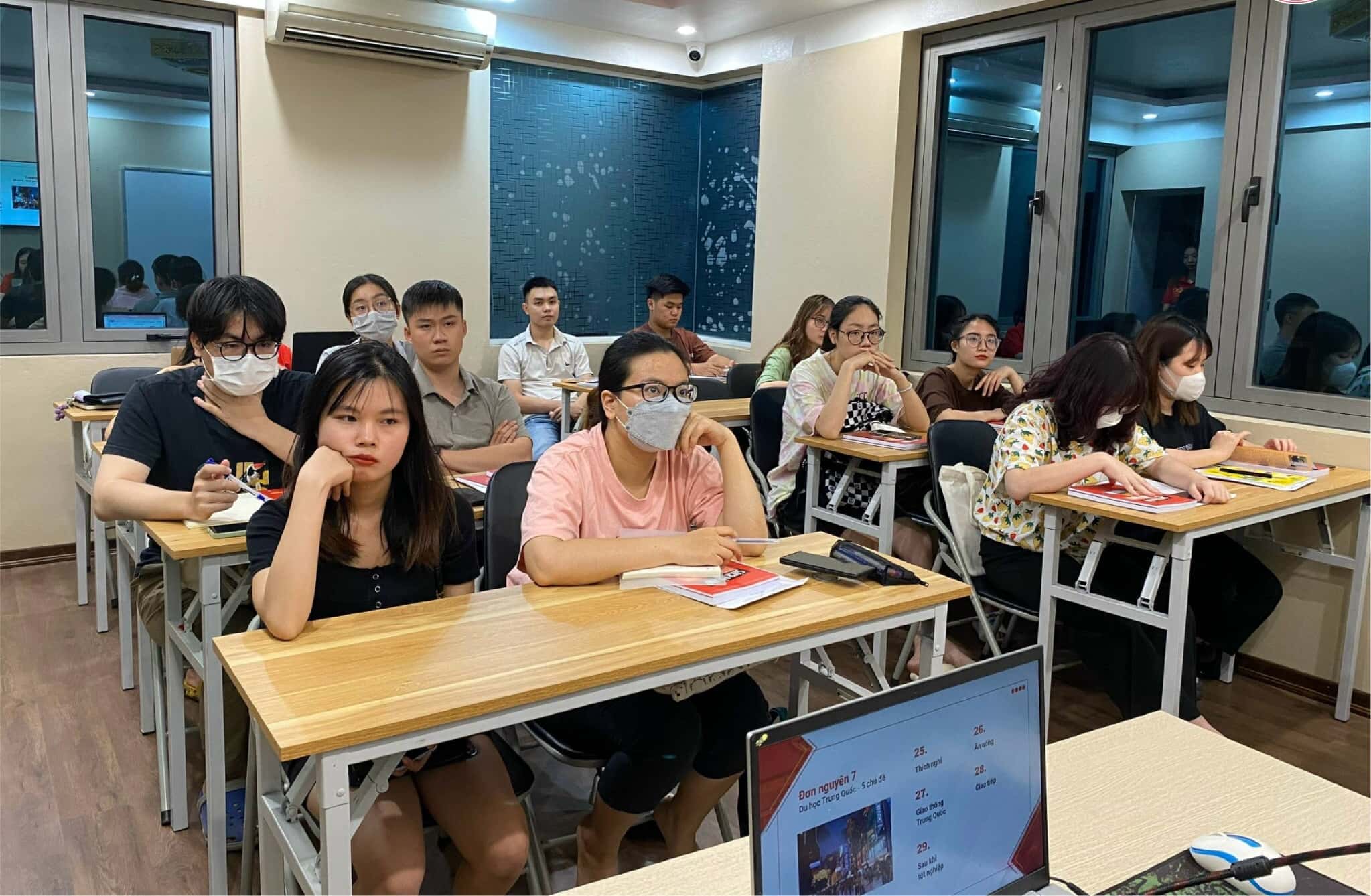 Khóa Học Tiếng Hoa Giao Tiếp Cơ Bản