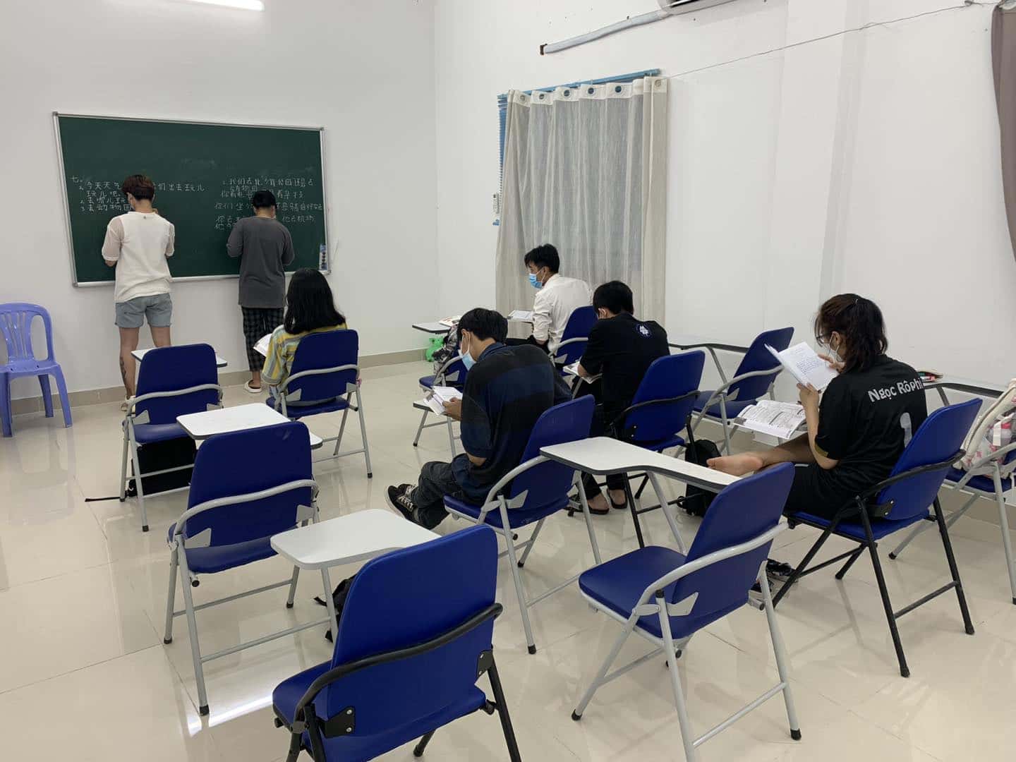Khóa Học Tiếng Hoa Cho Người Mới Bắt đầu Tại Trung Tâm Tiếng Hoa Bình Dương