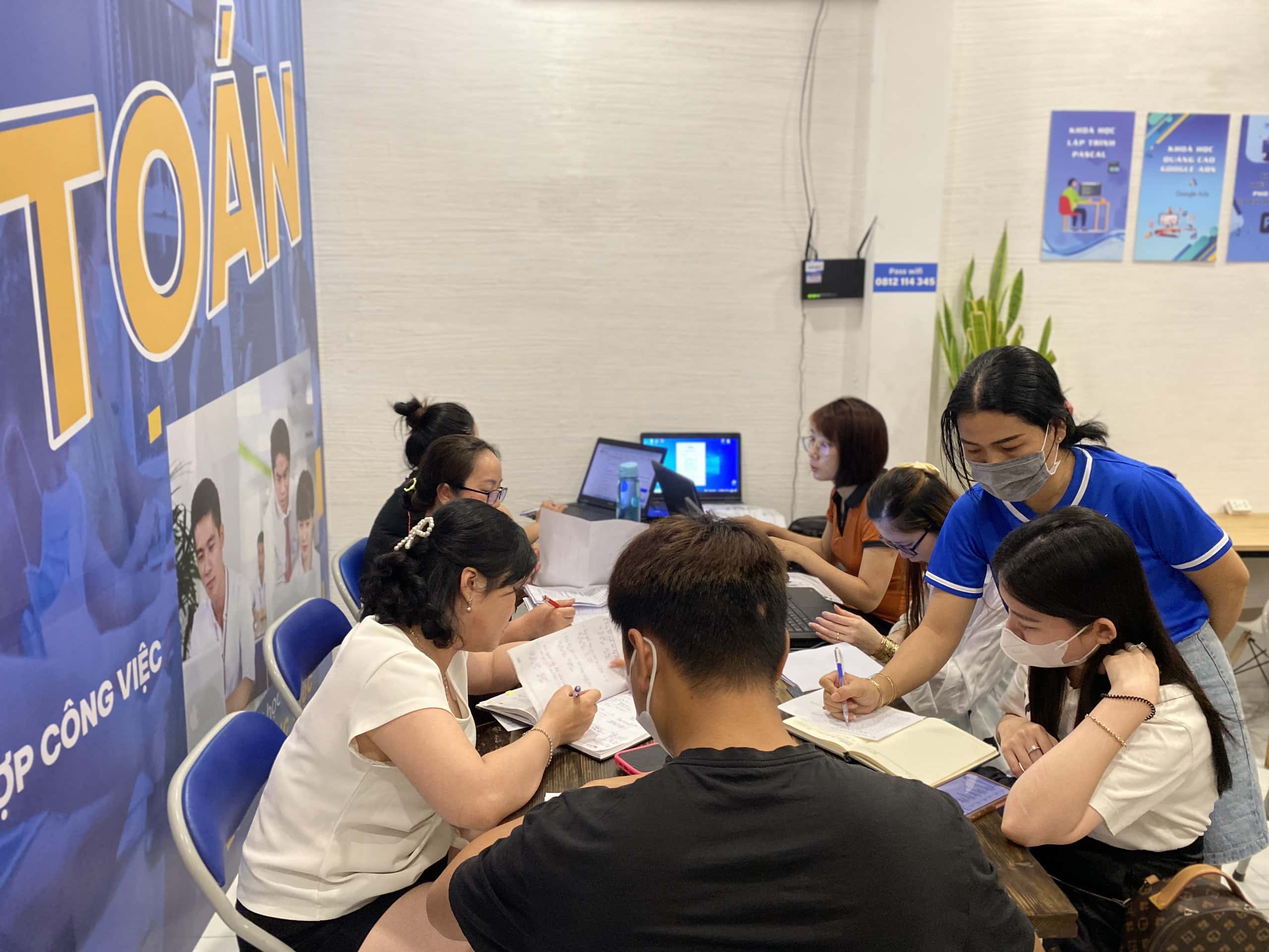 Học Tiếng Trung Cho Người Mới Bắt đầu Tại Bến Cát