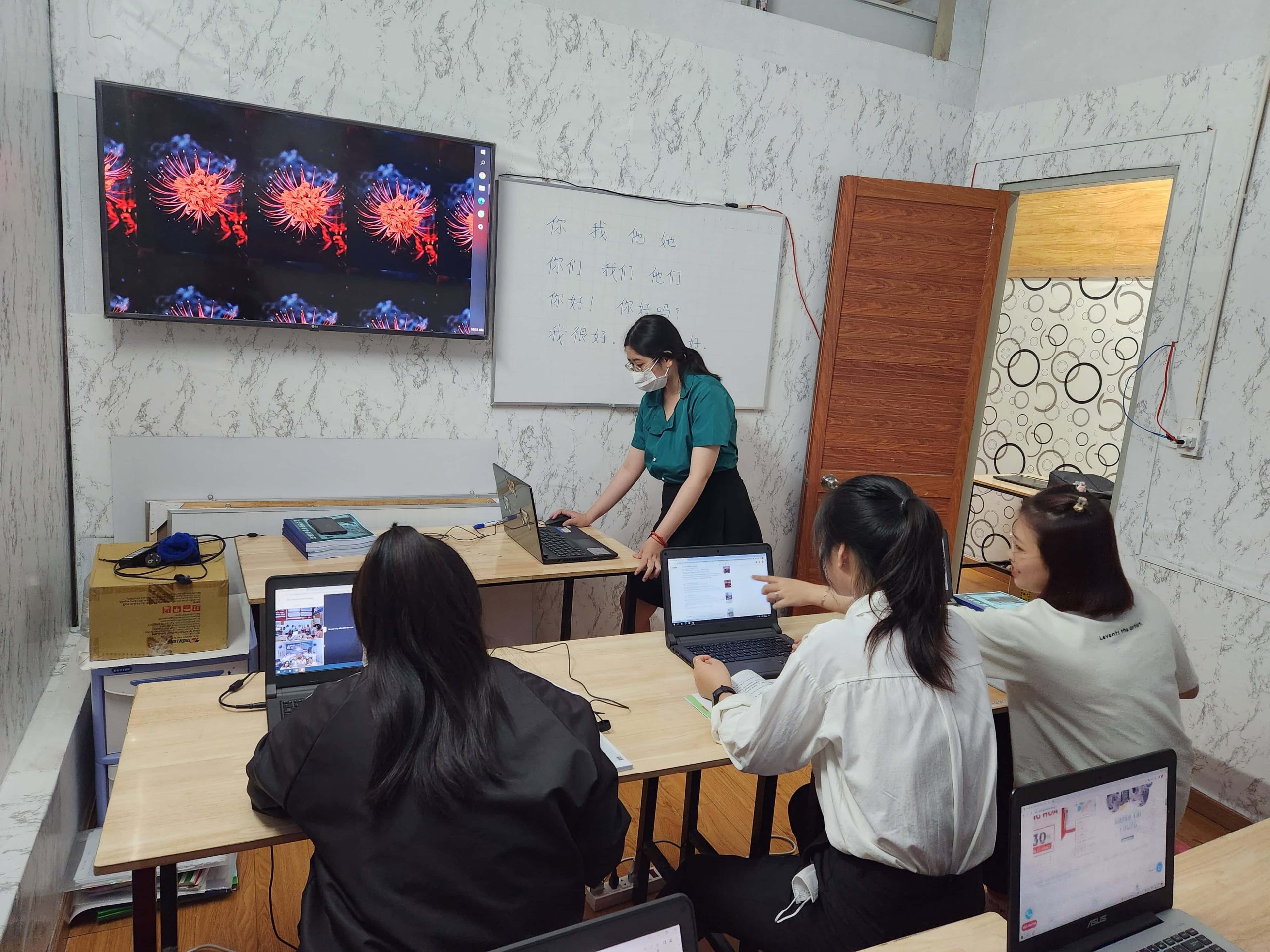 Học Tiếng Trung Văn Phòng Ở Bình Dương