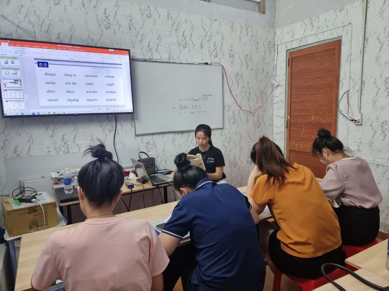 Khóa Học Tiếng Trung Văn Phòng Tại Bình Dương