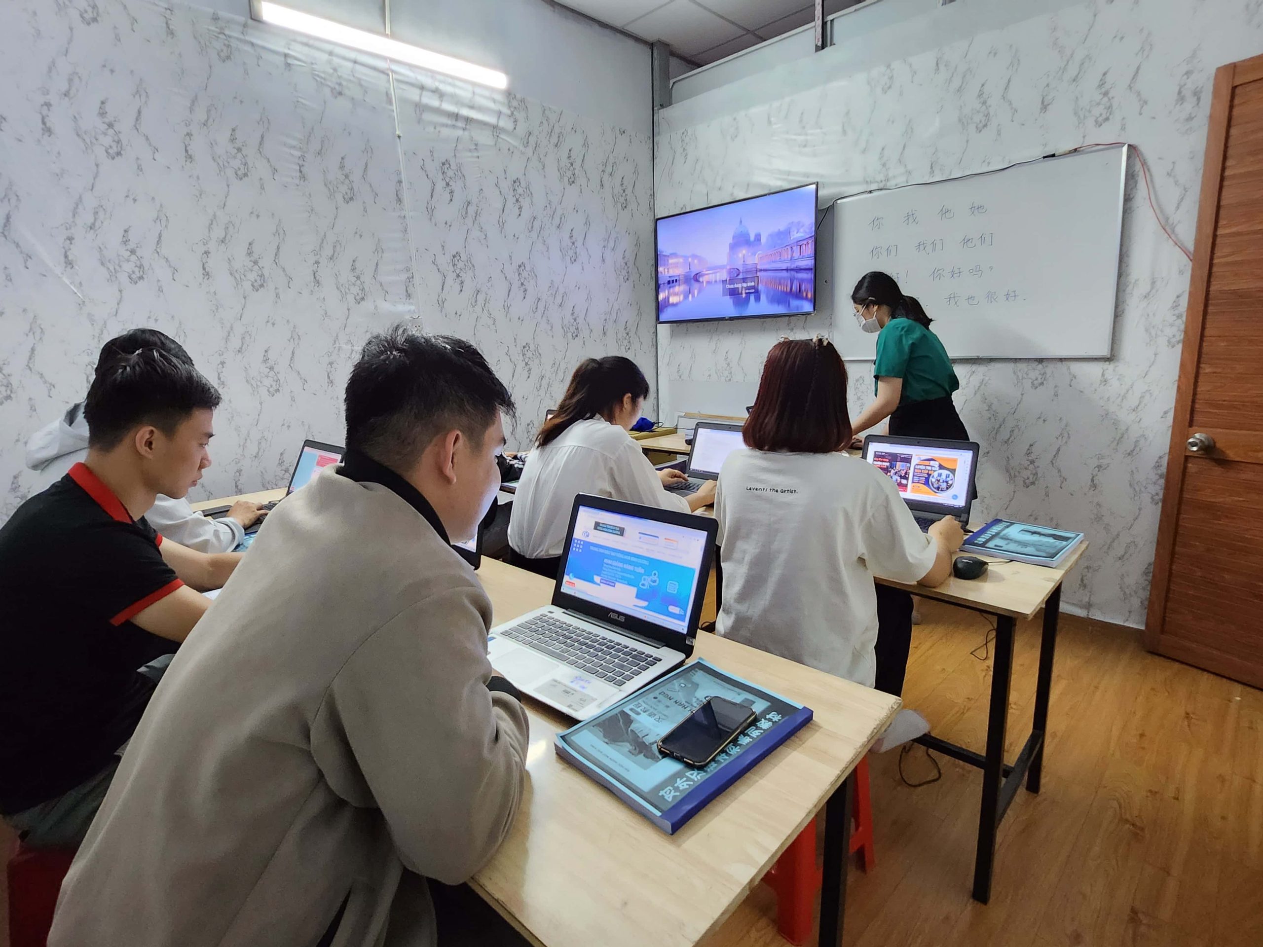 Học Tiếng Trung Từ Cơ Bản đến Thành Thạo