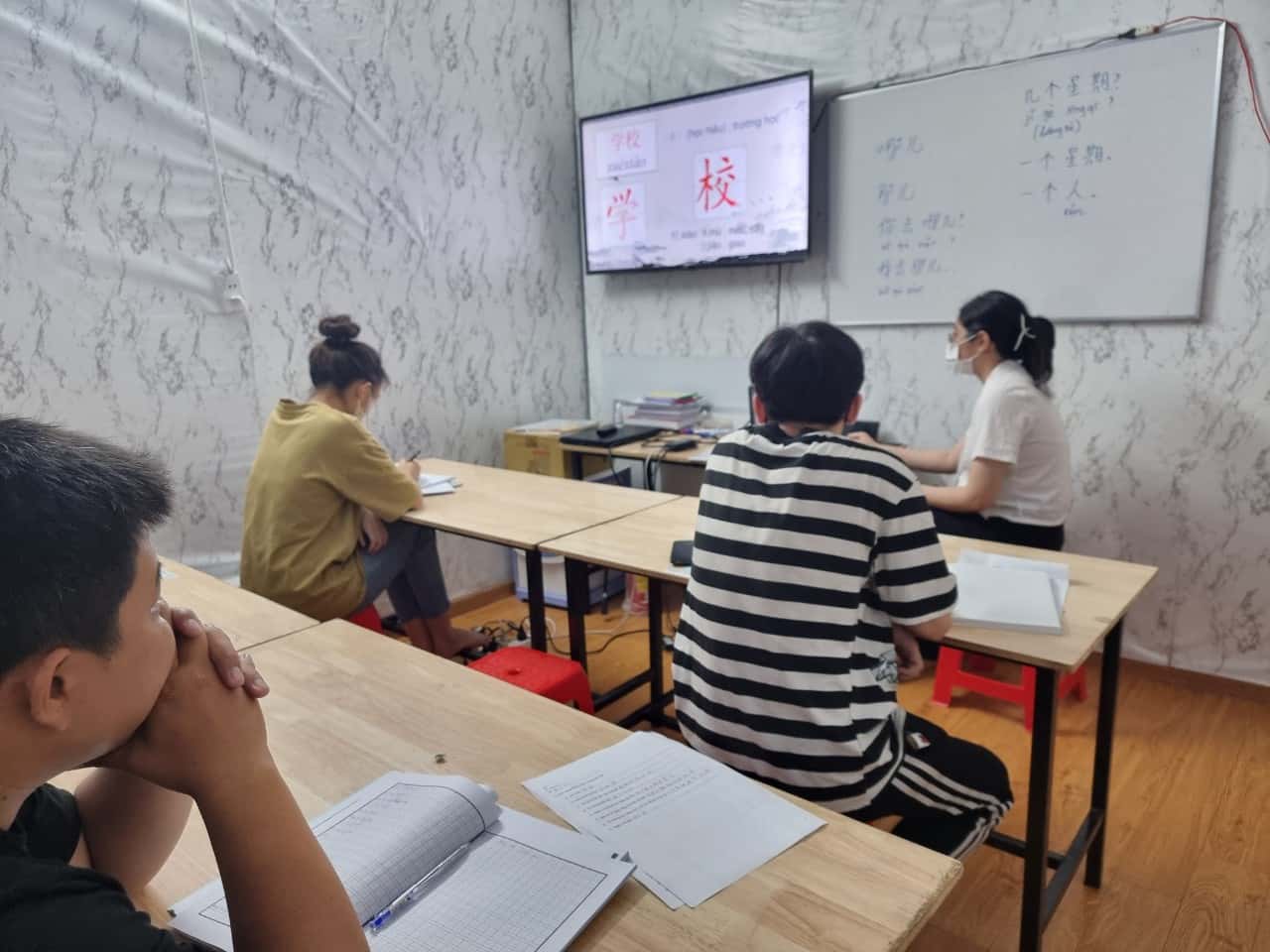 Giáo Viên Dạy Tiếng Trung Giao Tiếp Tại Bình Dương